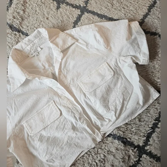 MABLE Brand Cropped Short Sleeve Button Down Large - Picture 2 of 8